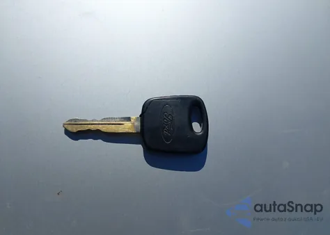 2004 Ford F-150 Heritage Xl/Xlt из США, поврежденный, VIN 2FTRF17204CA06141